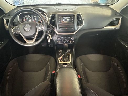 Used 2015 Jeep Cherokee Latitude AWD/4WD image 25