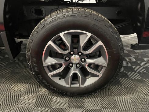 Used 2020 Chevrolet Silverado 1500 LT w/ All-Star Edition image 11