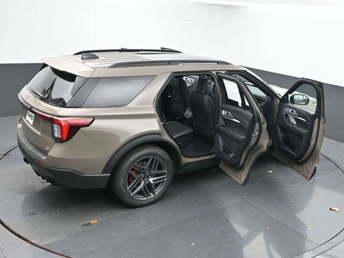 New 2026 Ford Explorer ST w/ Sun And Sound Package image 65