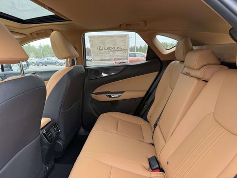 New 2026 Lexus NX 350h Premium image 13