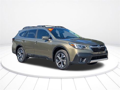 Used 2021 Subaru Outback Limited image 2
