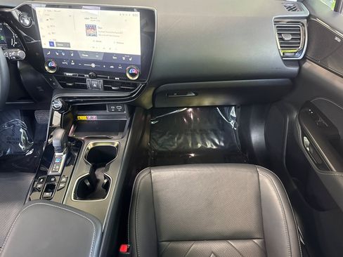 Used 2025 Lexus NX 450h+ AWD w/ Towing Package (2000 Lbs) image 31