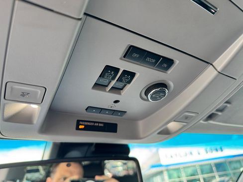 Used 2019 Chevrolet Tahoe LT image 43