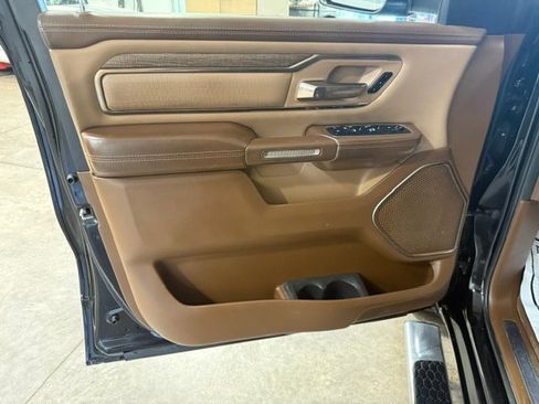 Used 2019 RAM 1500 Limited AWD/4WD image 39