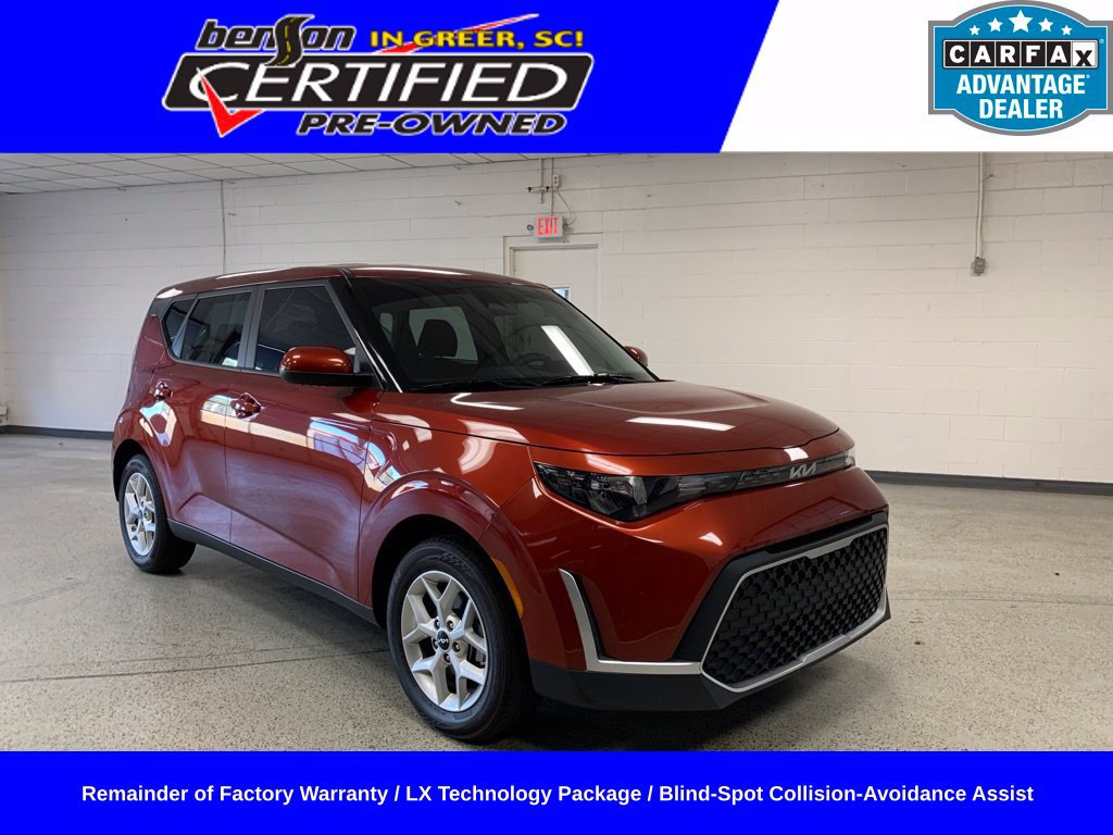 Used 2025 Kia Soul LX w/ LX Technology Package FWD image 1