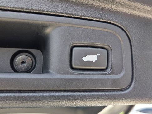 Used 2022 Honda Pilot EX-L image 11