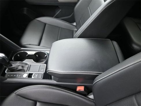 Used 2022 Volkswagen Atlas SE image 31