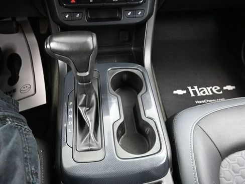 Used 2017 Chevrolet Colorado Z71 RWD image 11
