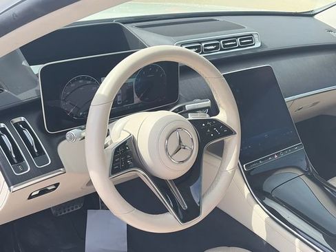 Used 2022 Mercedes-Benz S 580 4MATIC Sedan image 17