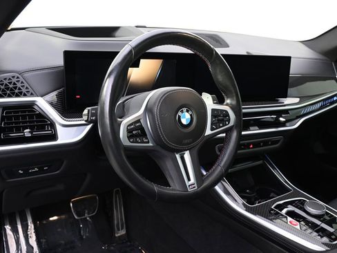 Used 2024 BMW X5 M60i w/ Climate Comfort Package image 11