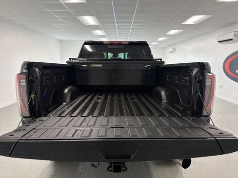 Used 2026 GMC Sierra 2500 AT4X AWD/4WD image 8