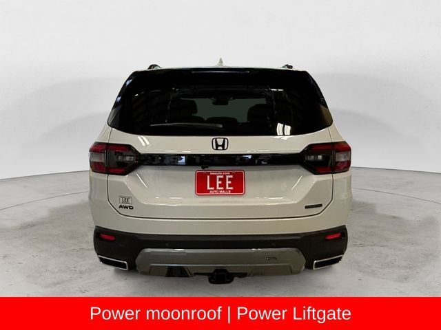 New 2026 Honda Pilot Touring image 5