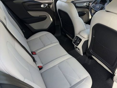 New 2026 Volvo XC40 B5 Plus w/ Protection Package Premier AWD/4WD image 15