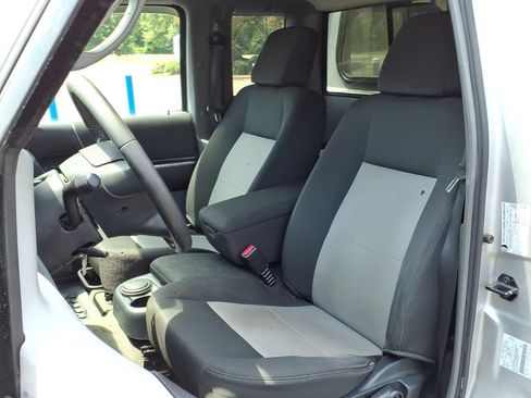 Used 2010 Ford Ranger XL RWD image 4