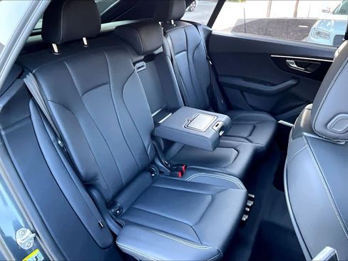 Used 2025 Audi Q8 Premium Plus w/ Premium Plus Package image 17