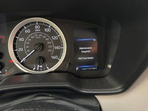Used 2020 Toyota Corolla LE FWD image 3
