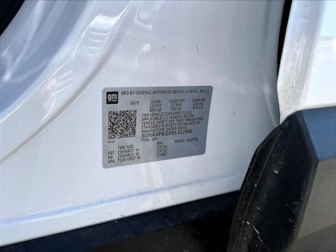 Used 2025 Chevrolet Equinox LT AWD/4WD image 22