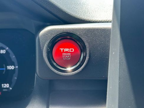 Used 2025 Toyota 4Runner TRD Sport AWD/4WD image 26