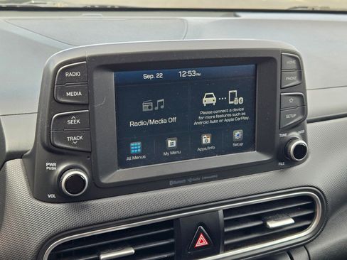 Used 2021 Hyundai Kona SEL image 22