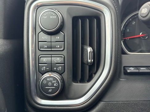 Used 2020 Chevrolet Silverado 3500 LTZ w/ LTZ Premium Package AWD/4WD image 15