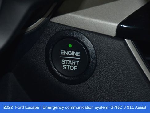 Used 2022 Ford Escape SE w/ SE Sport Appearance Package image 14