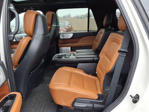 Used 2019 Lincoln Navigator Reserve w/ Cargo Package image 12