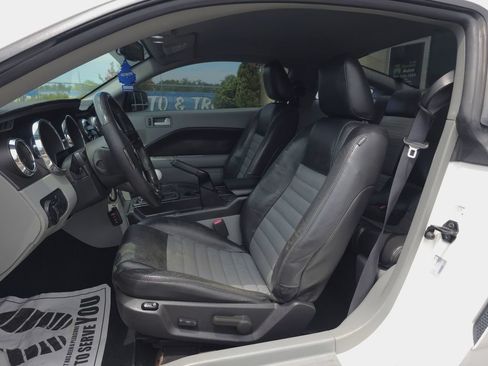 Used 2008 Ford Mustang GT Premium RWD image 10