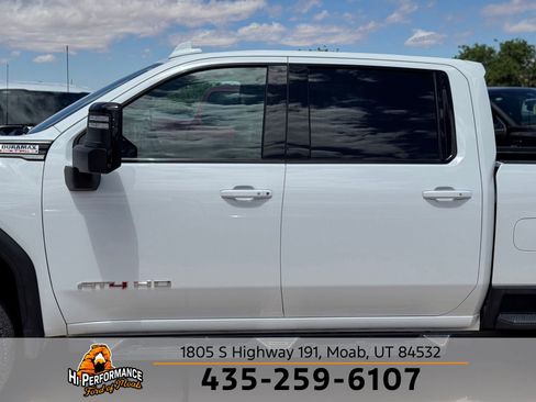 Used 2023 GMC Sierra 3500 AT4 w/ Gooseneck/5TH Wheel Package AWD/4WD image 11