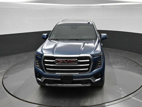 New 2026 GMC Yukon Elevation w/ Elevation Premium Package AWD/4WD image 25
