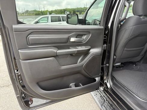 New 2026 RAM 1500 Express AWD/4WD image 11