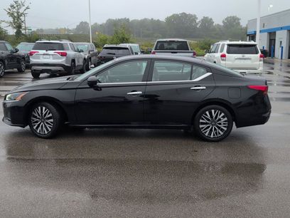 Used 2025 Nissan Altima 2.5 SV