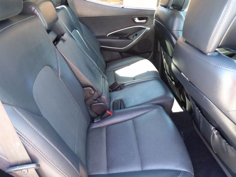 Used 2017 Hyundai Santa Fe Sport 2.0T FWD image 14