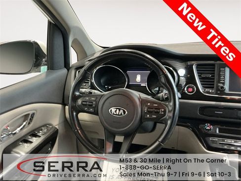 Used 2020 Kia Sedona EX w/ EX Premium Package image 10