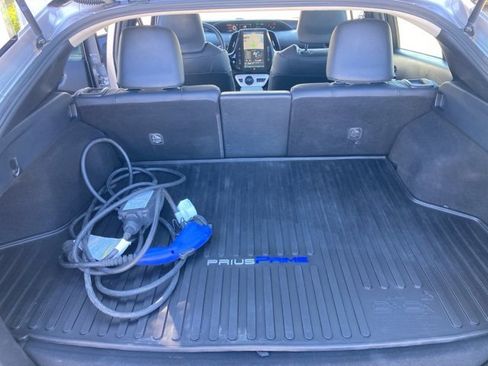 Used 2019 Toyota Prius Prime image 17