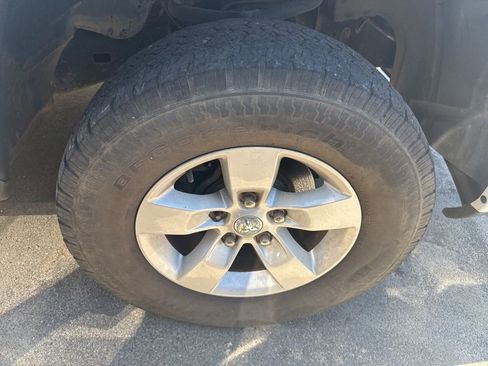 Used 2016 RAM 1500 Classic SLT image 12