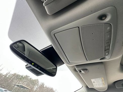 Used 2019 Nissan Murano S image 34