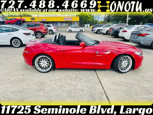 Used 2010 BMW Z4 sDrive35i image 12