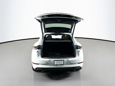 New 2026 Porsche Cayenne Coupe AWD/4WD image 27