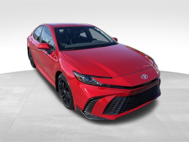 Used 2026 Toyota Camry SE FWD image 7