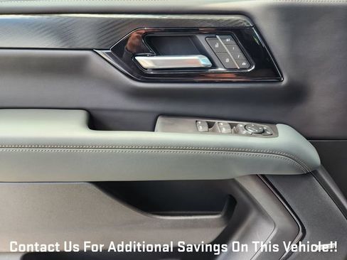 New 2026 GMC Yukon AT4 AWD/4WD image 17