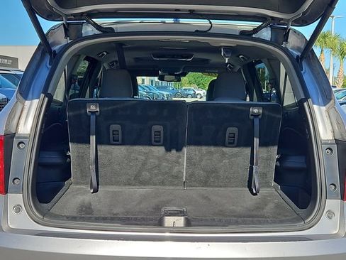 Used 2018 Honda Pilot Touring image 7