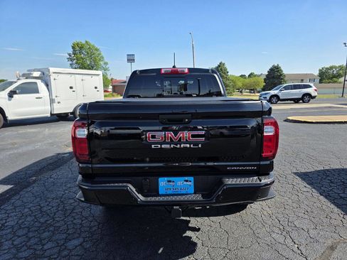 Used 2024 GMC Canyon Denali AWD/4WD image 7