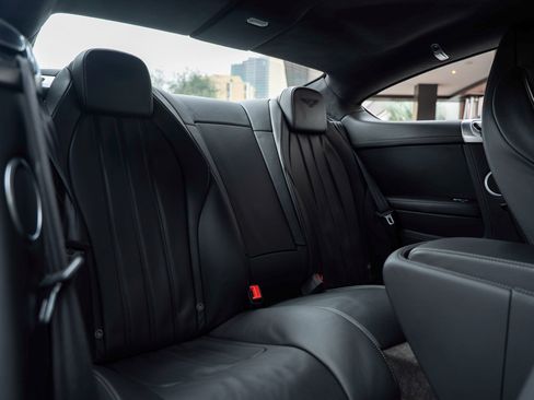 Used 2014 Bentley Continental GT image 47