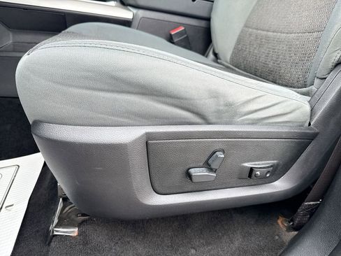 Used 2017 RAM 1500 Big Horn image 12