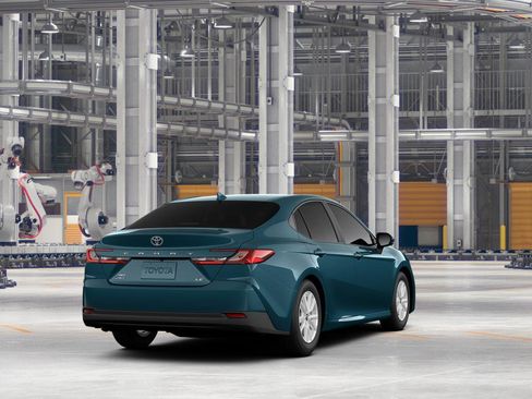 New 2026 Toyota Camry LE AWD/4WD image 11