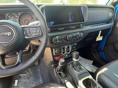 New 2026 Jeep Gladiator Rubicon AWD/4WD image 26