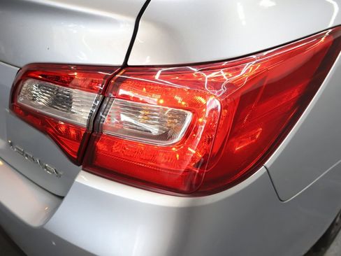 Used 2018 Subaru Legacy 2.5i Limited image 29