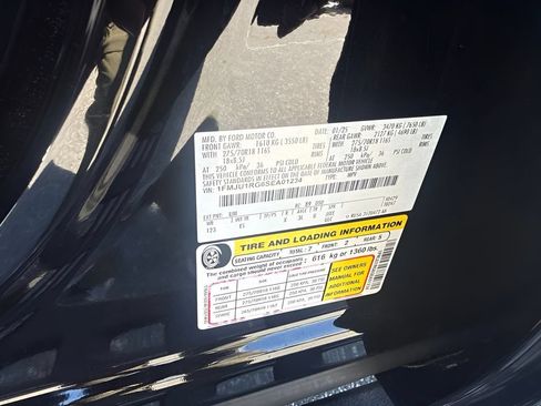 Used 2025 Ford Expedition Tremor AWD/4WD image 33