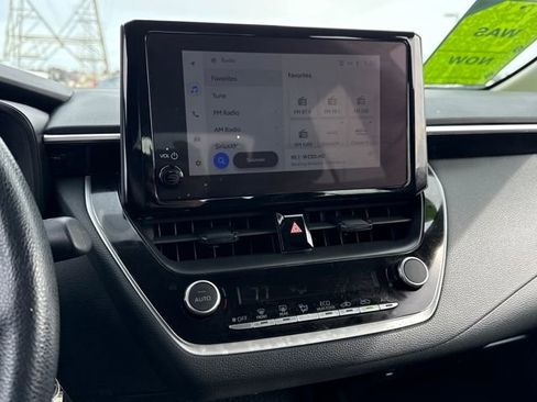 Used 2024 Toyota Corolla LE image 26