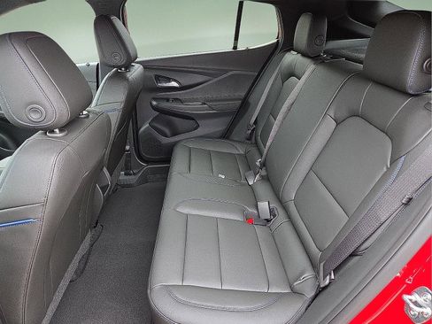 New 2026 Buick Envista Sport Touring image 10